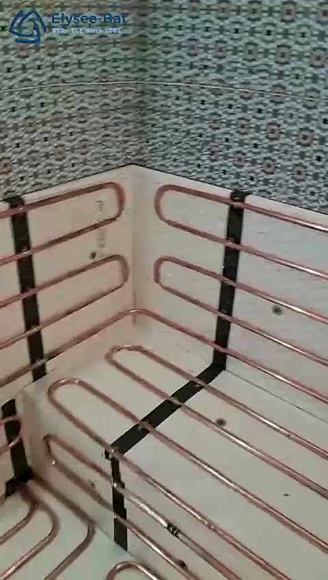 Tubes en cuivre posés avant le revêtement