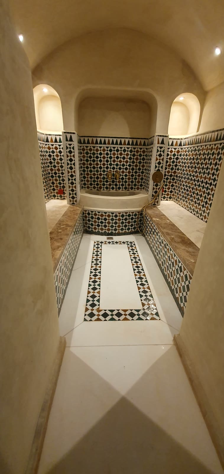 Hammam voûté vu depuis l’entrée